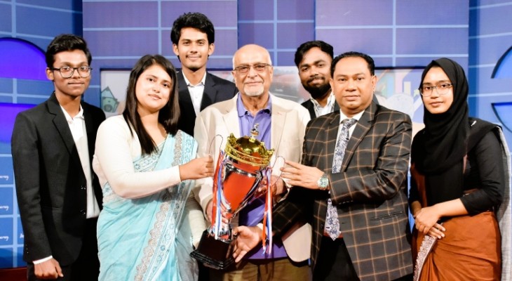 ছায়া সংসদ বিতর্কে স্ট্যামফোর্ডকে হারিয়ে চ্যাম্পিয়ন জাককানইবি